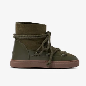 INUIKII Boots Sneaker Classic - Säljer mina militärgröna inuikii skor. Ändast användna ett par gånger så de är som nya. Har normalt storlek 39 men dessa är i storlek 40 och passar mig perfekt. Nypris 2700kr säjer för 1800kr (fler bilder finns)