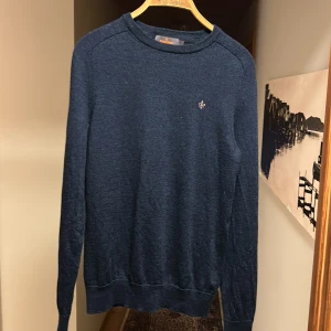 Morris - 100% Merino wool. Står att det är S men jag använde den som en XS