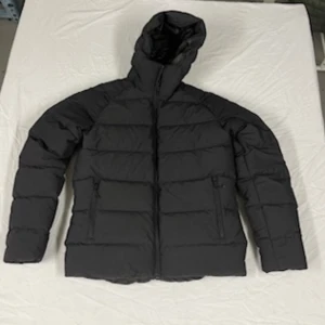 Everest jacka  - Snygg Everest jacka i perfekt skick.  Storlek M