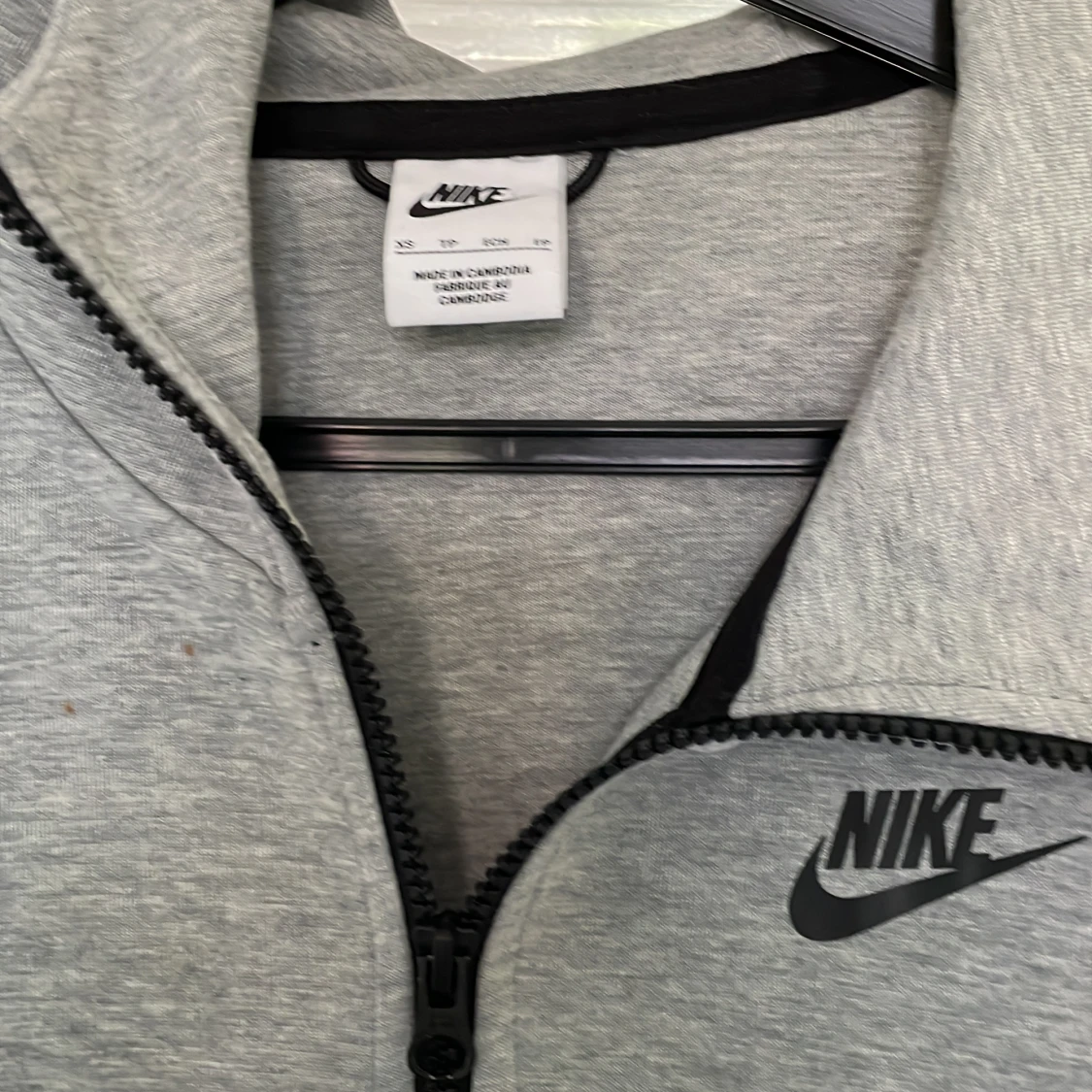 Nike tech hoodie strl. XS - 90