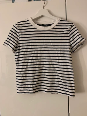 randig t-shirt  - randig t-shirt 