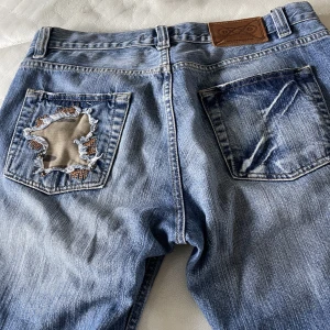 D&G Jeans - Pappas kompis gamla D&G jeans i storlek W34L34  Baggy/straight, kan gå ner i pris vid snabb affär