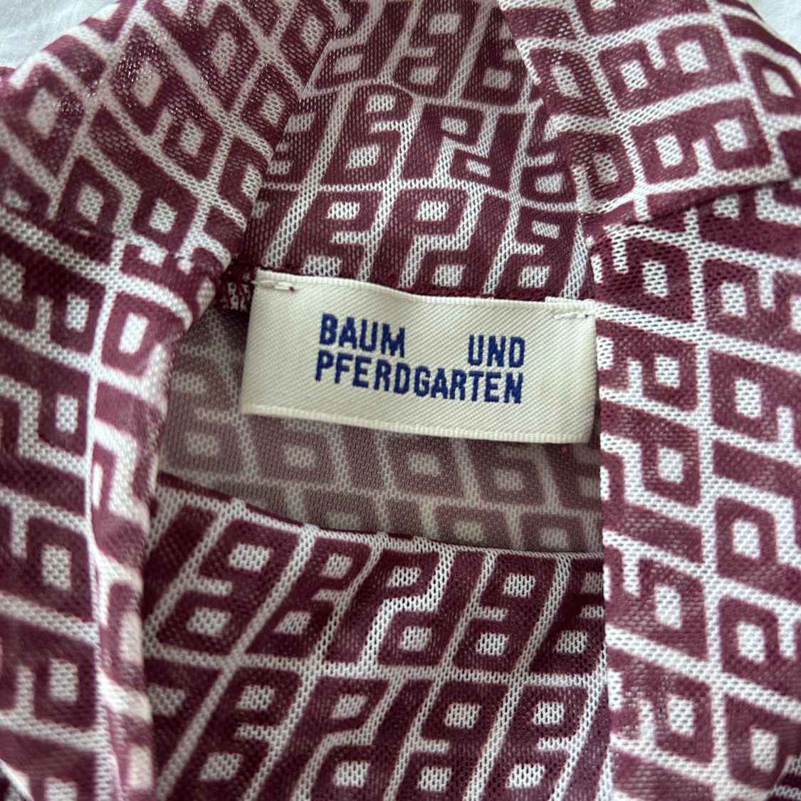 Vinröd mesh tröja - 91