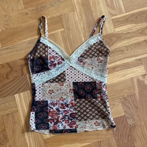 Meshlinne - Trendigt 90s meshlinne köpt second hand! ❤️