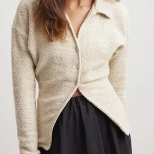 kofta  - kofta elelr tröja från nakd 