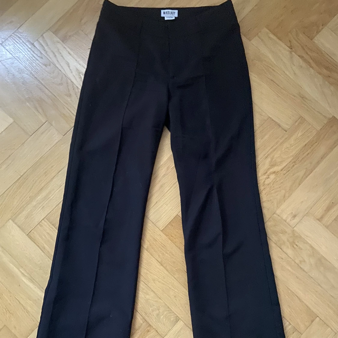 LOW madlady kostymbyxor  - 90