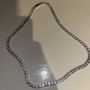 Kedja - Kedja från cernucci Sparsamt använd Köptes för 1300