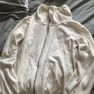 Snygg kofta från nike - Nike kofta