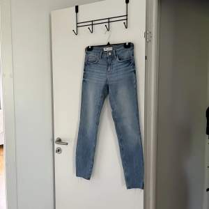 Skinny jeans från zara
