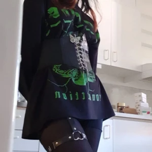 Tröja Hoodie Sweather - Super mjuk o mysig, bara inte min stil längre <3