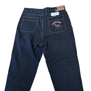 Cash only jeans - Helt oanvända sjuka cash only jeans, tag kvar! W38 ni som vet va dom kostar lösa inte eran tid köp fort!