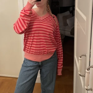 Rosa/röd långärmad! - Rosa/röd topp!🥰🙌🏼