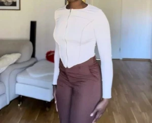 Enkel topp - Har använt en gång . Väldigt bekväm 