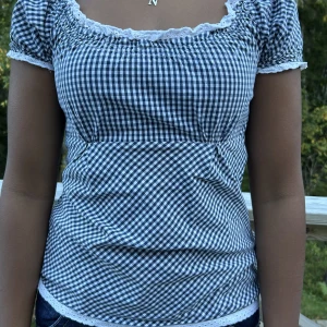 Rutig blus - En supersöt rutig blus från Vero Moda💗