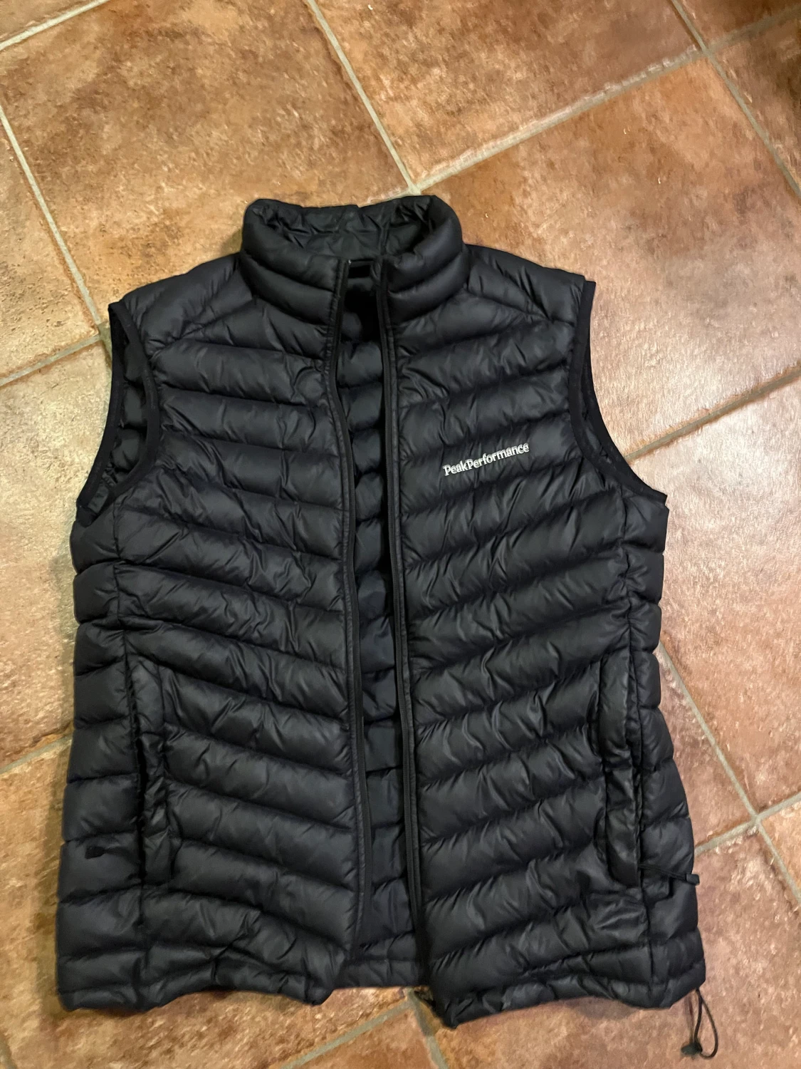 Peak Performance väst