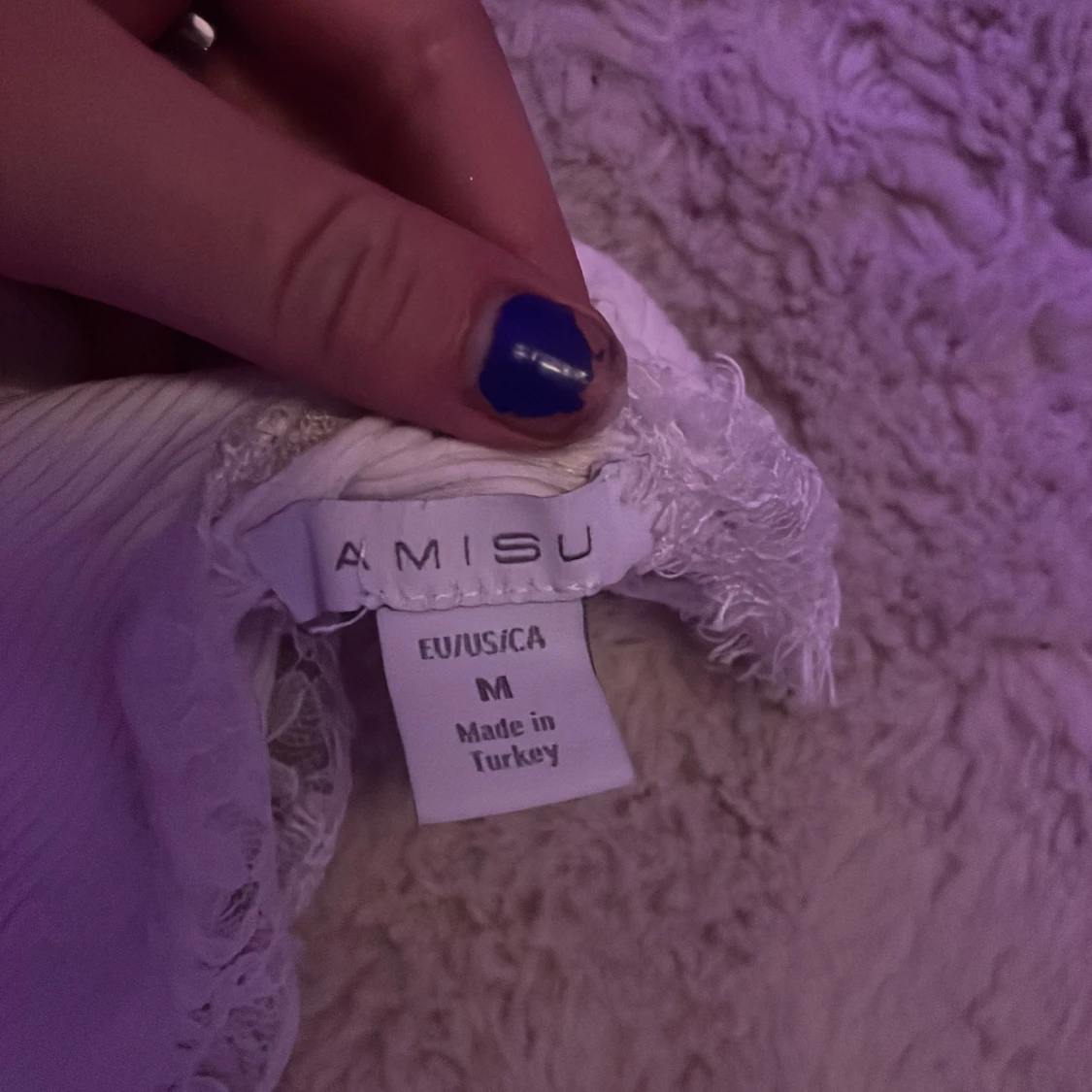 T-shirt med spets - 90