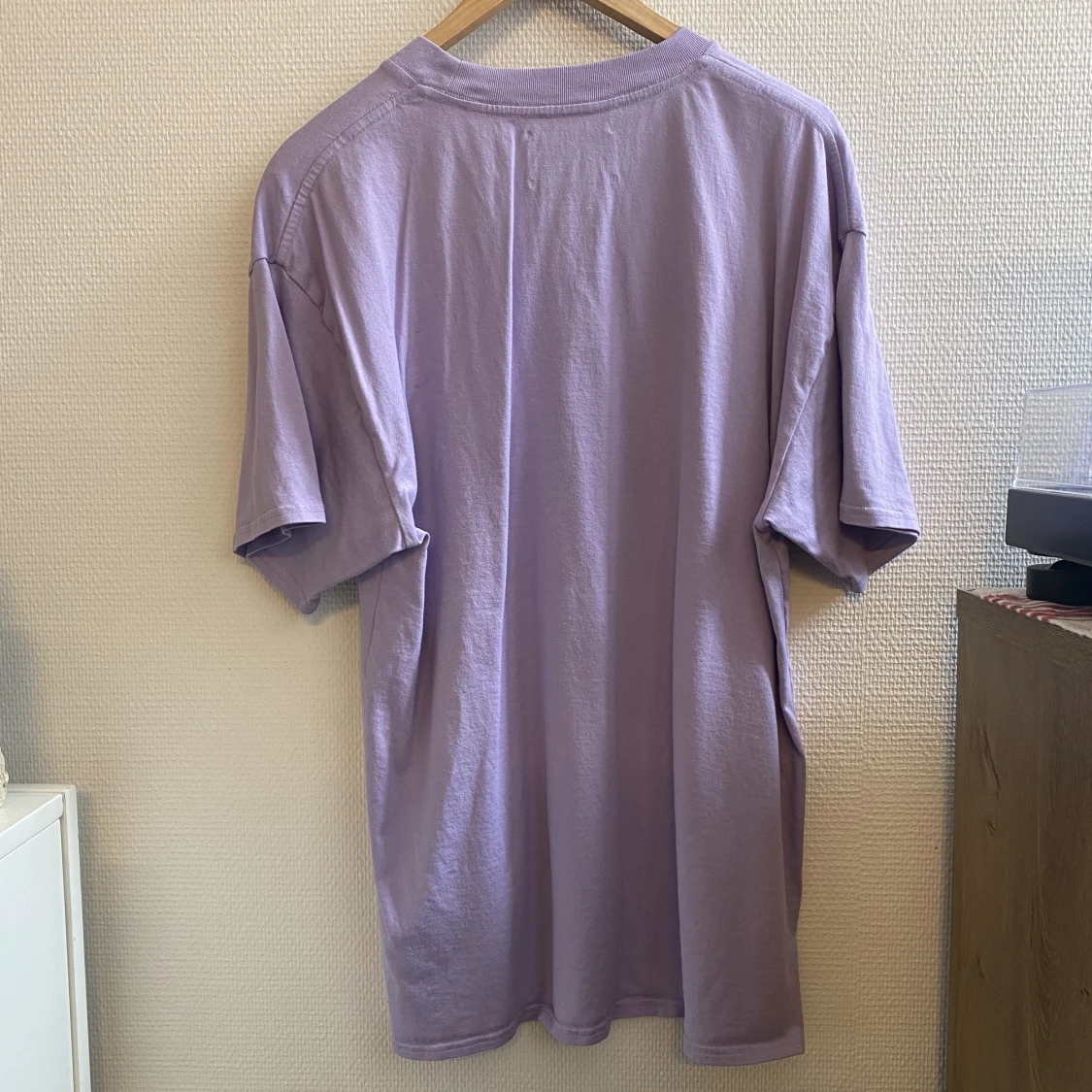 Ljuslila oversize t-shirt  - 90