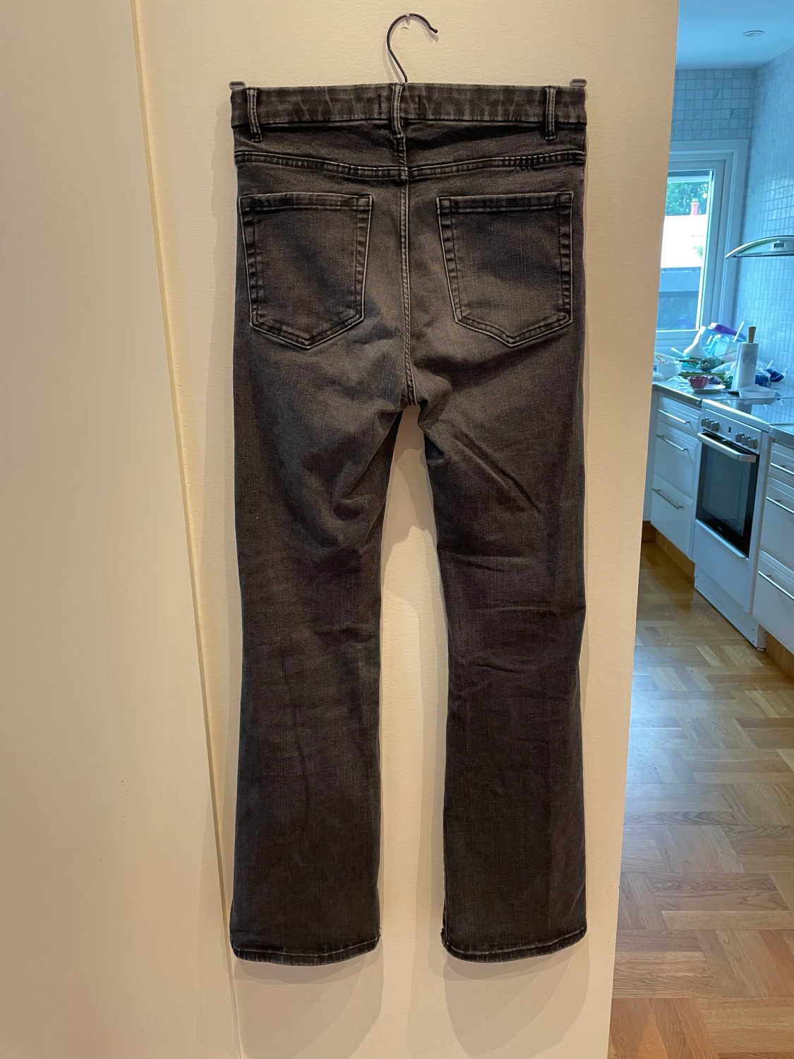 Bootcutjeans svarta - 90
