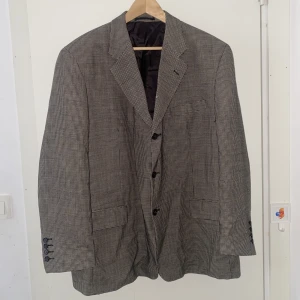 Vintage Blazer - 8.5/10 used for photoshoot 