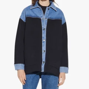 Sandro jacka  - Så fin jacka från sandro, knappt använd och köpt för ca 4200kr