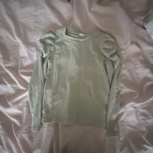 Tröja - Passar inte💕