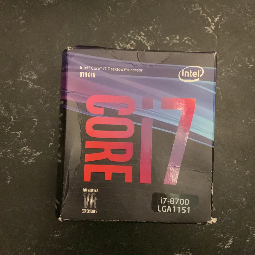 Intel Core i7-8700K 6 kärnor / 3.2GHz / 12MB Pris diskuteras.. Övrigt.
