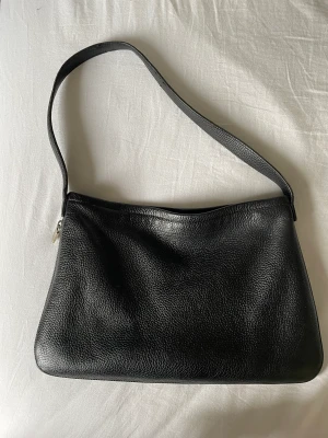 Furla väska - Furla väska, bra skick köpt på aktion! 