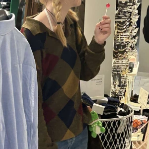 polo tröja - jätte cool polo tröja i bra skick🍂