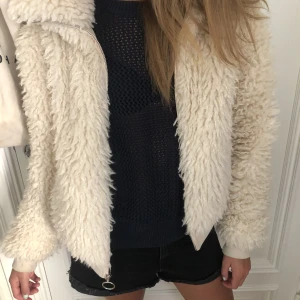 Teddy jacka  - As snygg Teddy Jacka i bra skick👌🏼PS INTE FRI FRAKT