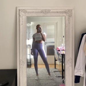 Lila nvgtn tights - Lila tights från nvgtn