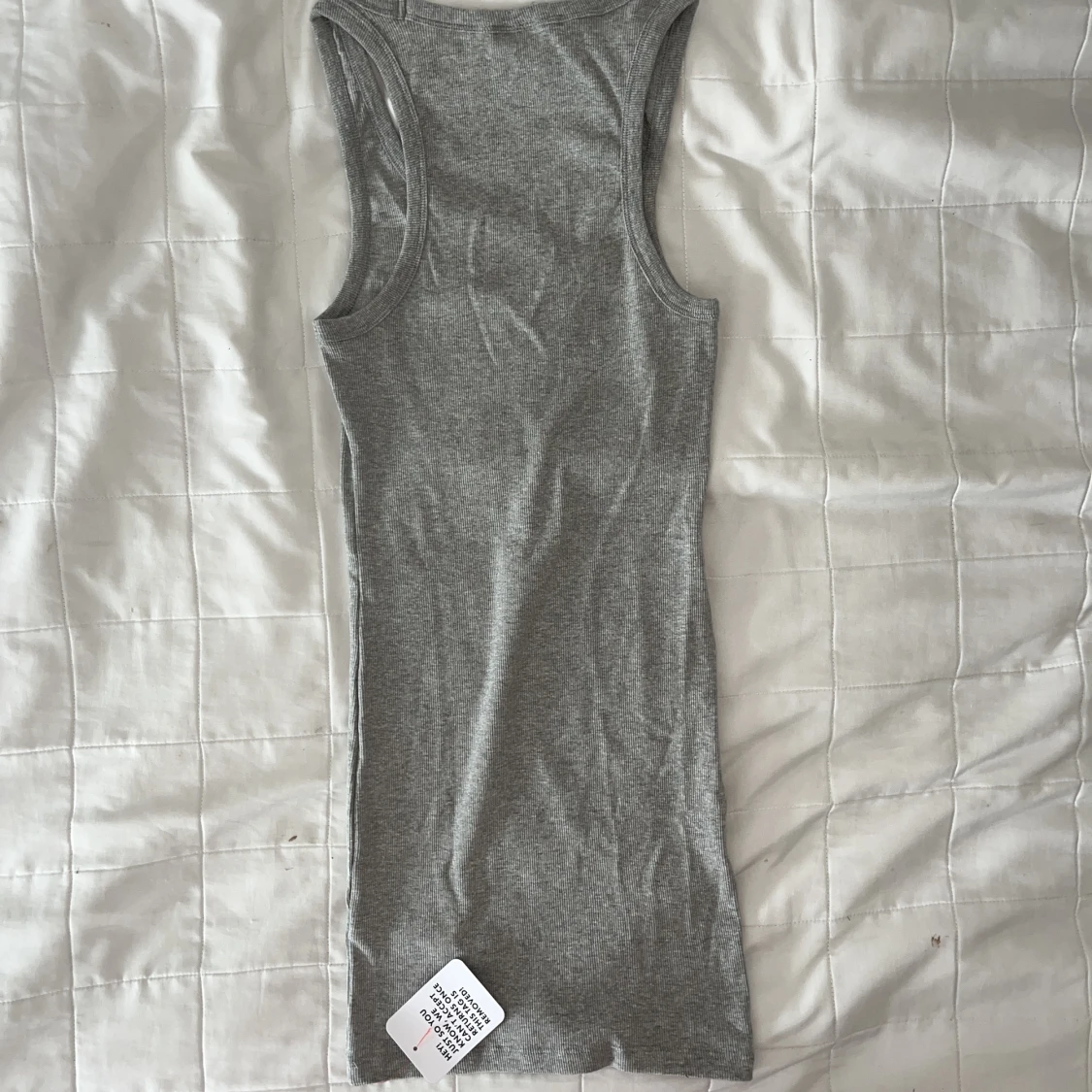 Grå klänning  - 90