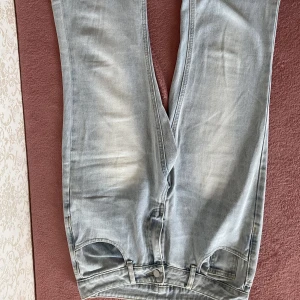 Ett par jeans  - Sitter väldigt bra