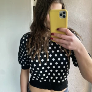 Prickig Zara top stl: M - Prickig zara topp i storlek Medium💓📦