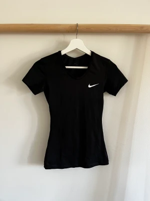 Nike träningstopp  - Nike träningstopp i fint skick! 