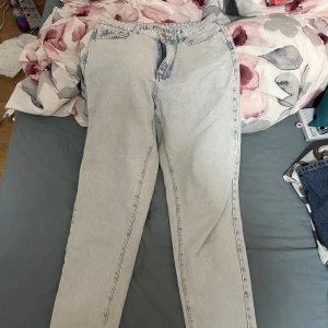 Dagny jeans Gina tricot - Gina Tricot dagny jeans light blue