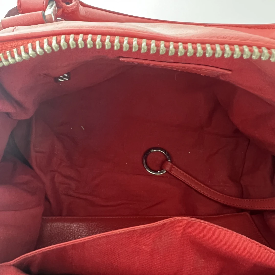 Zadig & Voltaire väska - 90