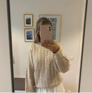 Tröja - Stickad tröja