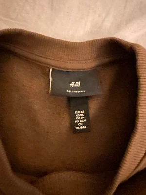 hm tröja - köpt för 199kr har använt 2 gånger.