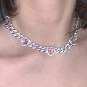 Heart Cuban Miami link chain VVS - 💕Cuban Miami link chain   ⭐️ I only Accept meeting up /jag accepterar bara att mötas upp Nära Tumba Centrum