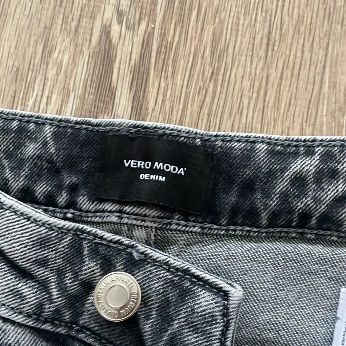 Vero Moda jeans booitcut med slits - 1