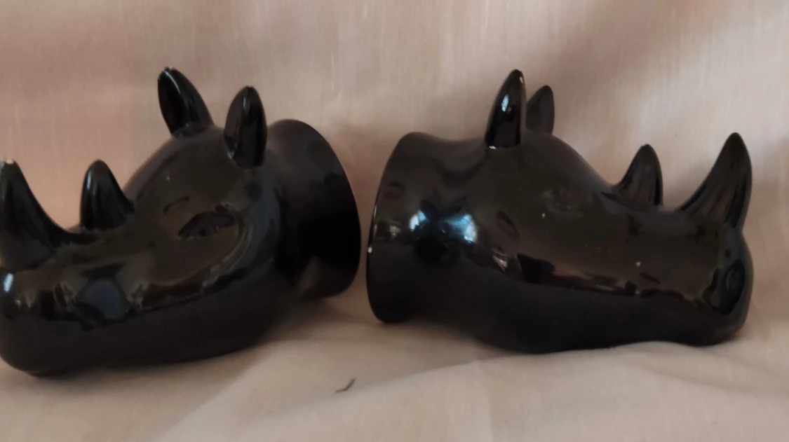 Vägghängare Noshörning - 90