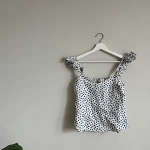 Oanvänd din sommrig topp - Oanvänd somrig topp! 