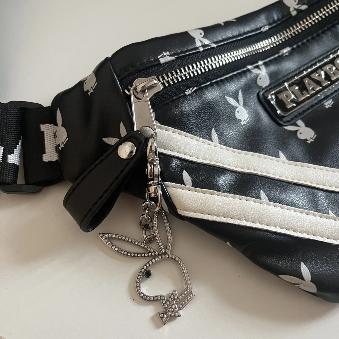 Playboy midjeväska  - 90