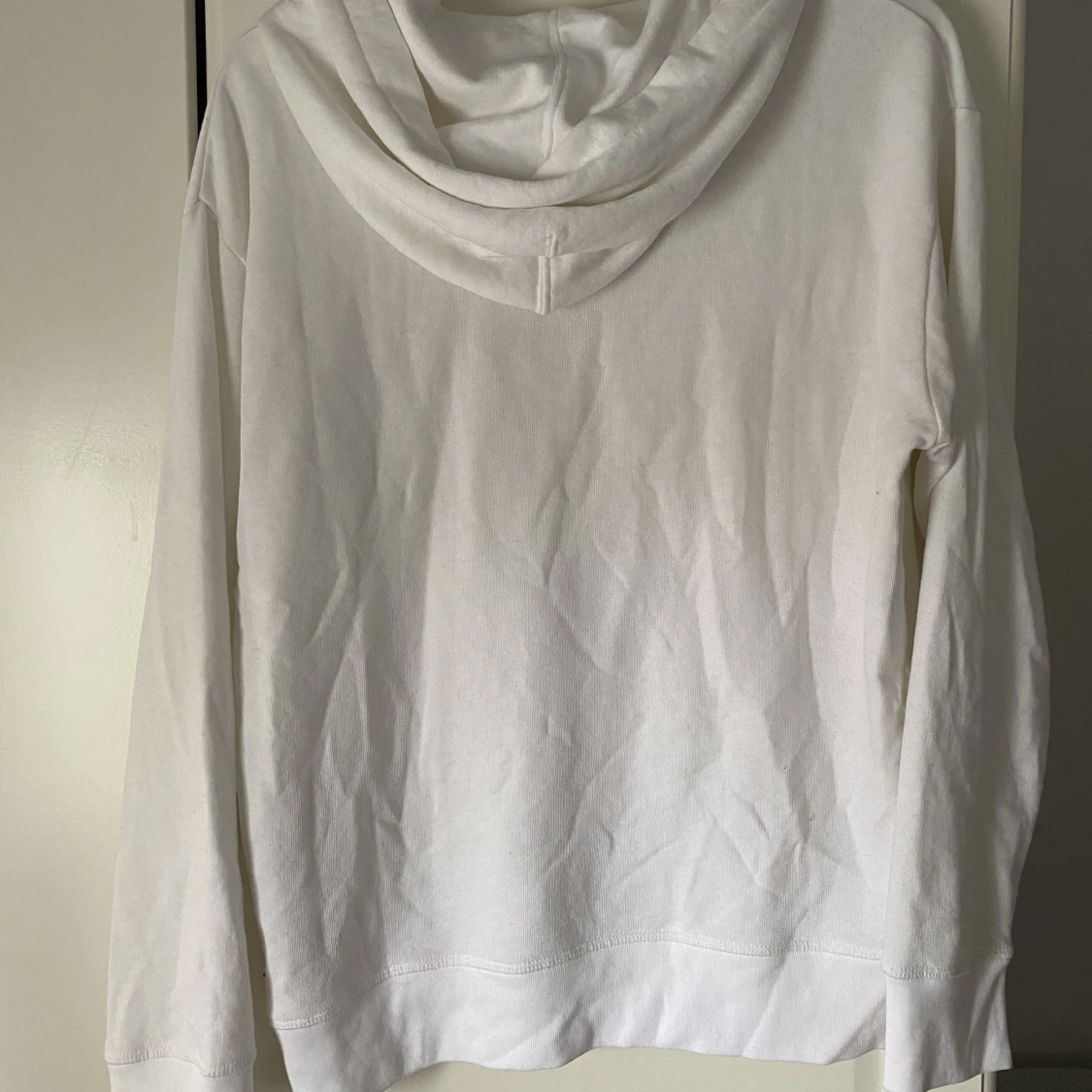 Levi’s hoodie vit/röd  - 90