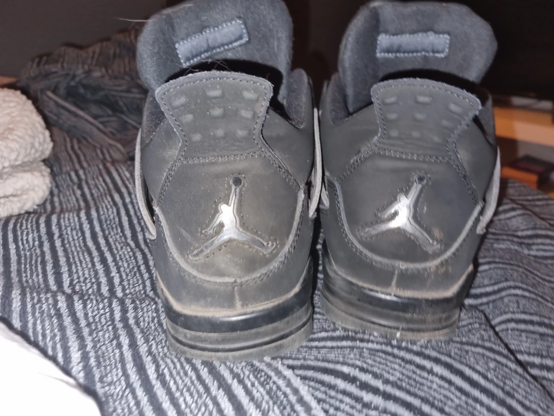 Jordan 4 black cat - 90