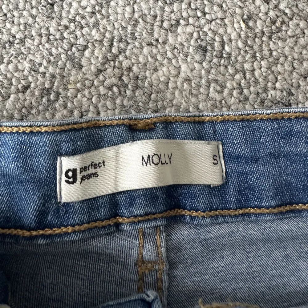Shorts från Gina Tricot. Molly serien, superstretchiga💓 Storlek S Använd fåtal gånger ✨Köparen står för frakt✨ . Shorts.