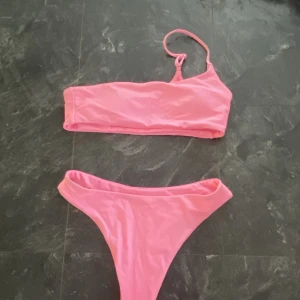 Bikini  - Bikini från shein i storlek s. Fint skick, använd Max 3 gånger 