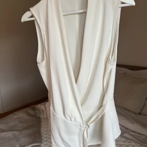 Zara blus  - Jätte fin topp från zara endast använd 1 gång!🤩