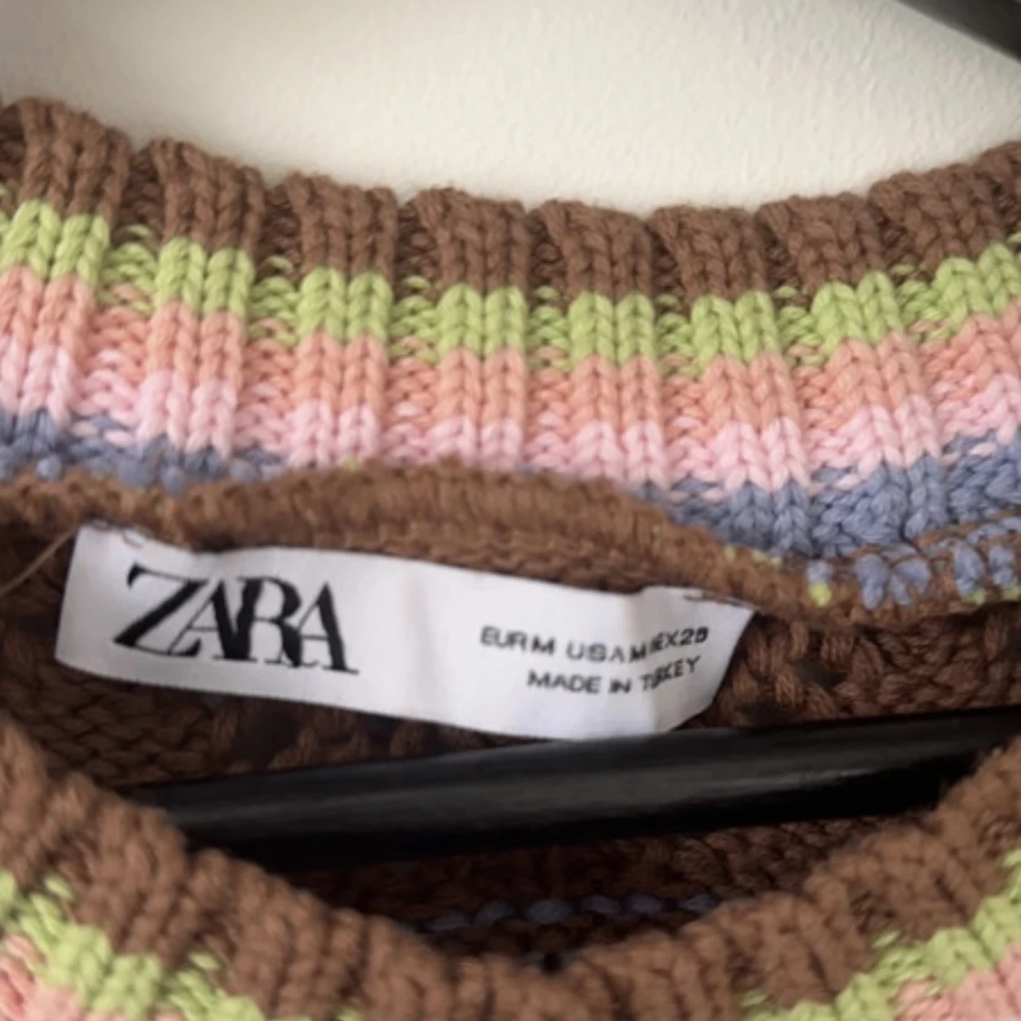 ZARA Stickad väst - 93