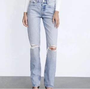 Zara jeans - Supersnygga jeans ifrån zara!! Aldrig använda så i toppskick!!💞💞